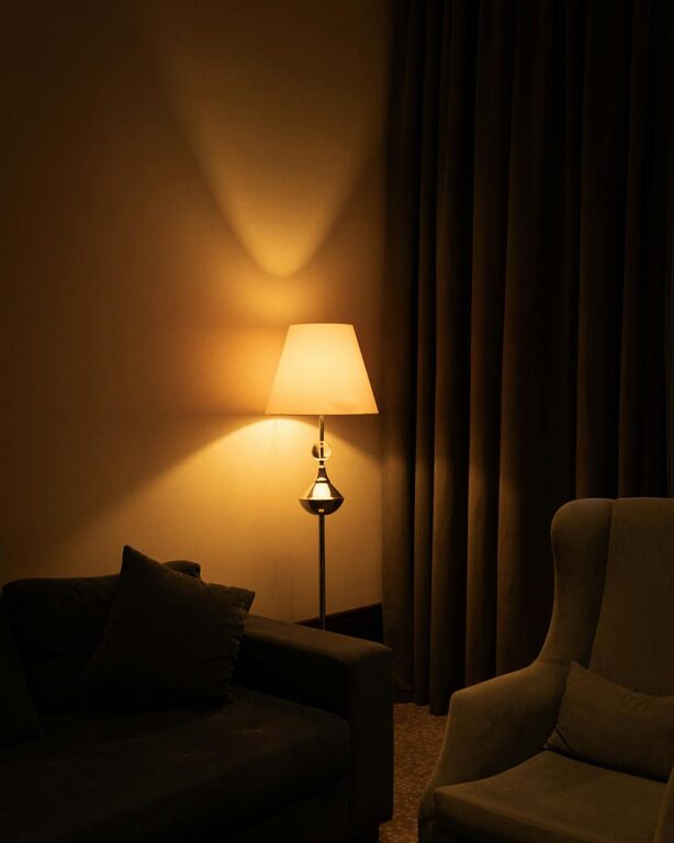 Affordable Ways to Create a Cosy and Inviting Home Atmosphere